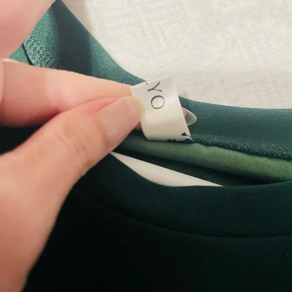 Classic Beautiful & Simplistic Green Dress 👗 - Picture 10 of 11